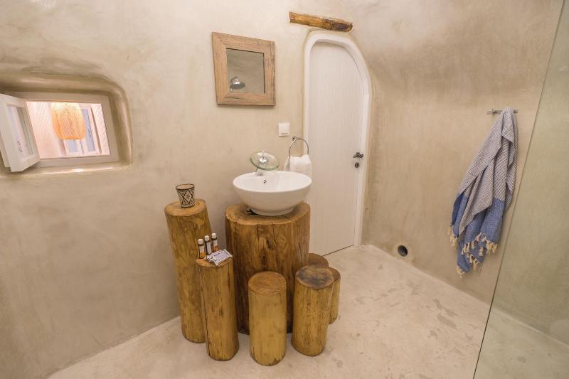 Canvas Suites image