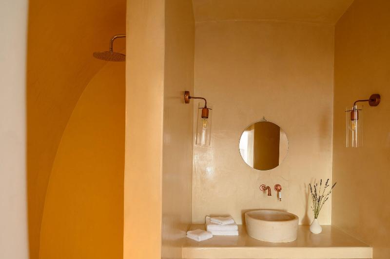 Canvas Suites image