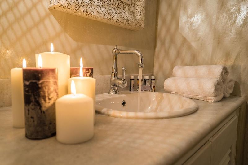 Canvas Suites image