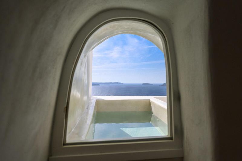 Canvas Suites image