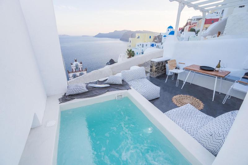 Canvas Suites image