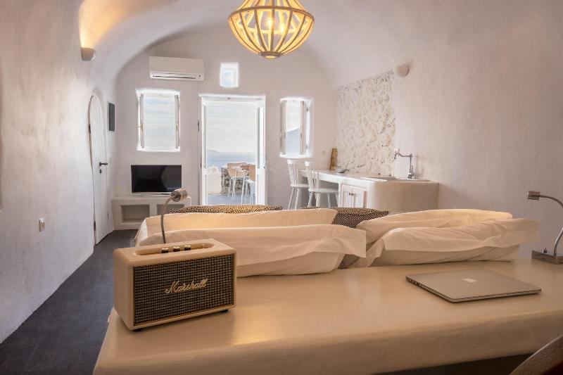 Canvas Suites image
