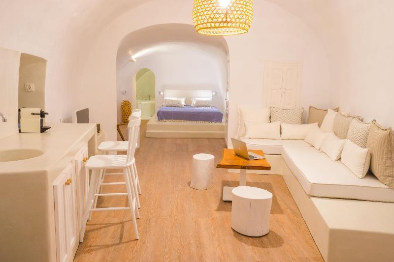Canvas Suites image