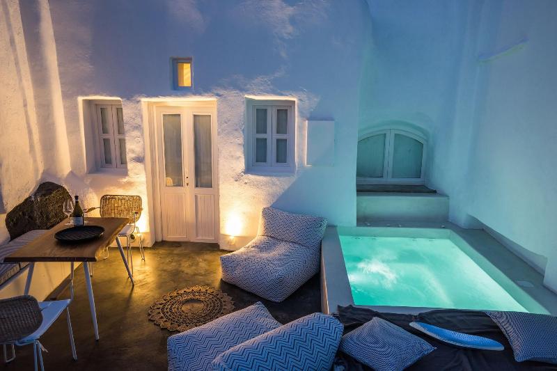 Canvas Suites image