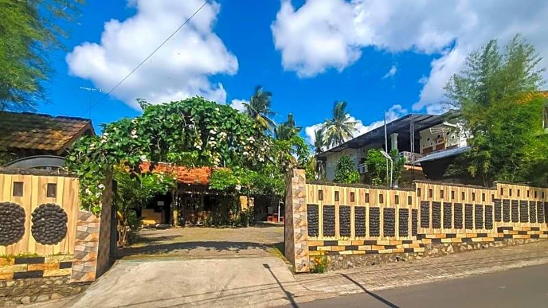 Reddoorz Syariah Banyu Asem Banyuwangi image