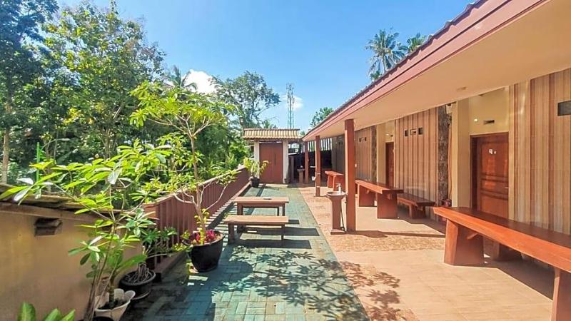 Reddoorz Syariah Banyu Asem Banyuwangi image