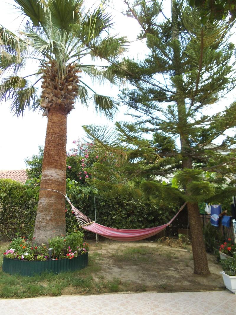 Villa Xenos Studios & Apartments image