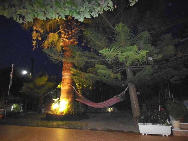 Villa Xenos Studios & Apartments image