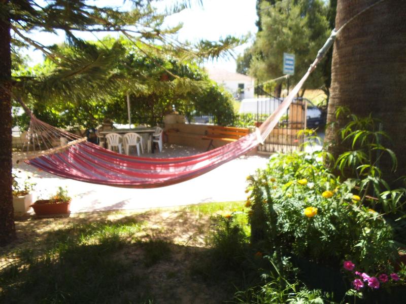 Villa Xenos Studios & Apartments image