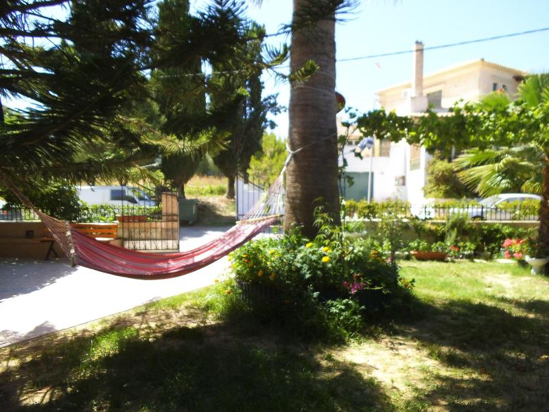 Villa Xenos Studios & Apartments image