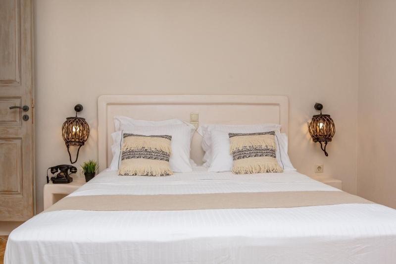 Ampelos  Inn image