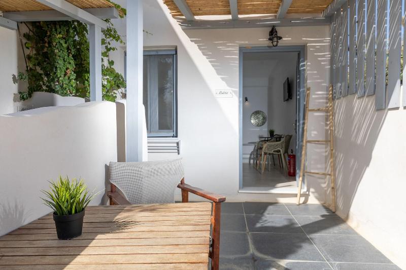 Ampelos  Inn image