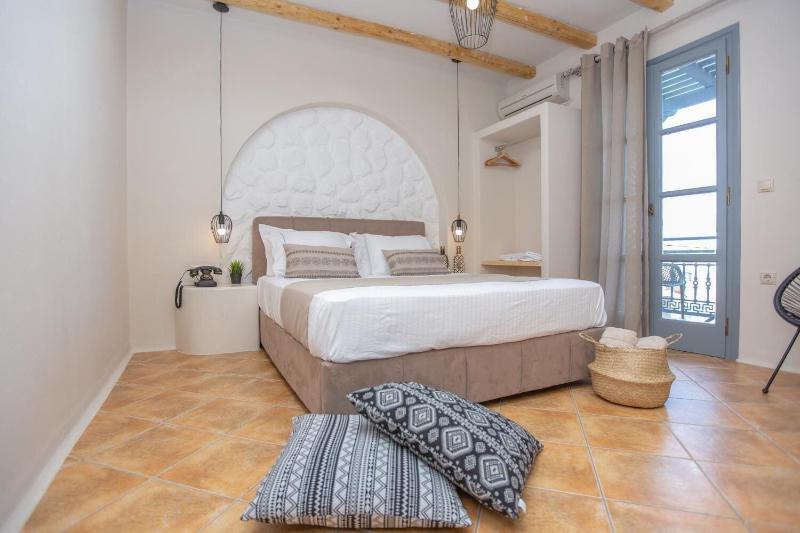 Ampelos  Inn image
