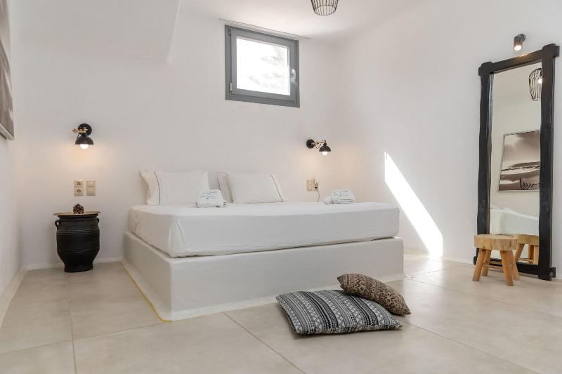 Ampelos  Inn image