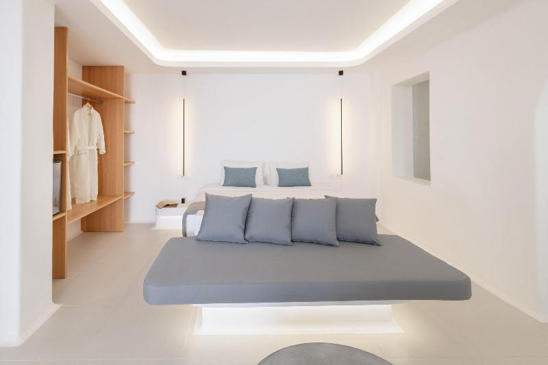 Santorini Dreams Villas image