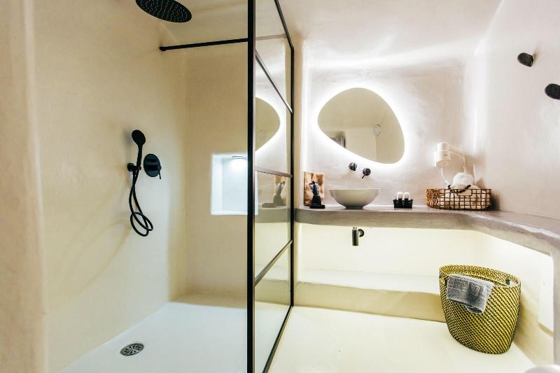 Santorini Dreams Villas image