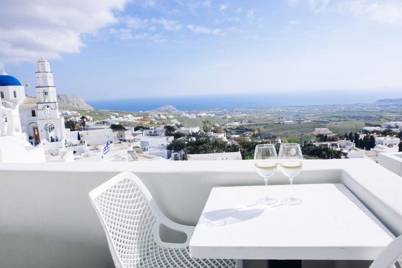 Santorini Dreams Villas image