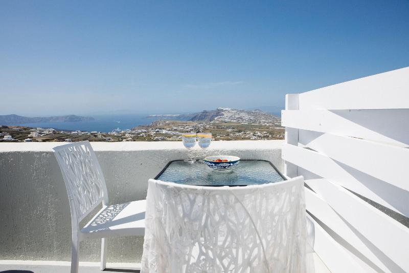Santorini Dreams Villas image