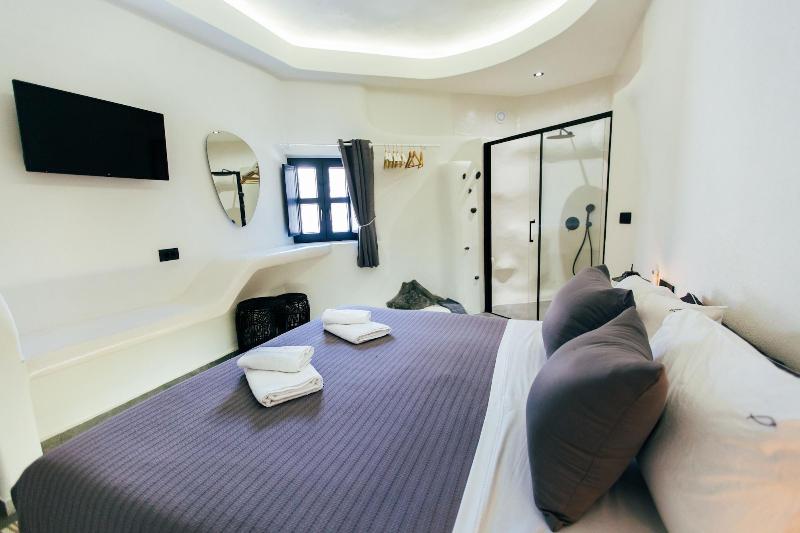 Santorini Dreams Villas image
