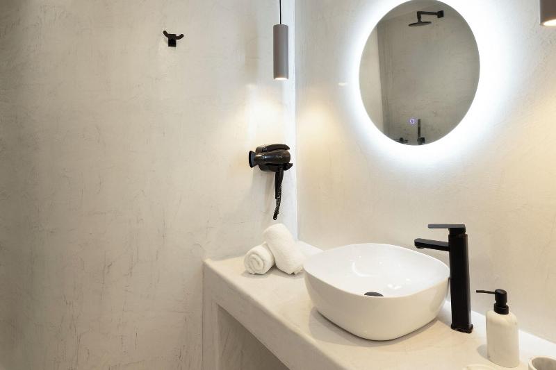 Santorini Dreams Villas image