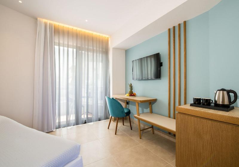 M City Hotel image