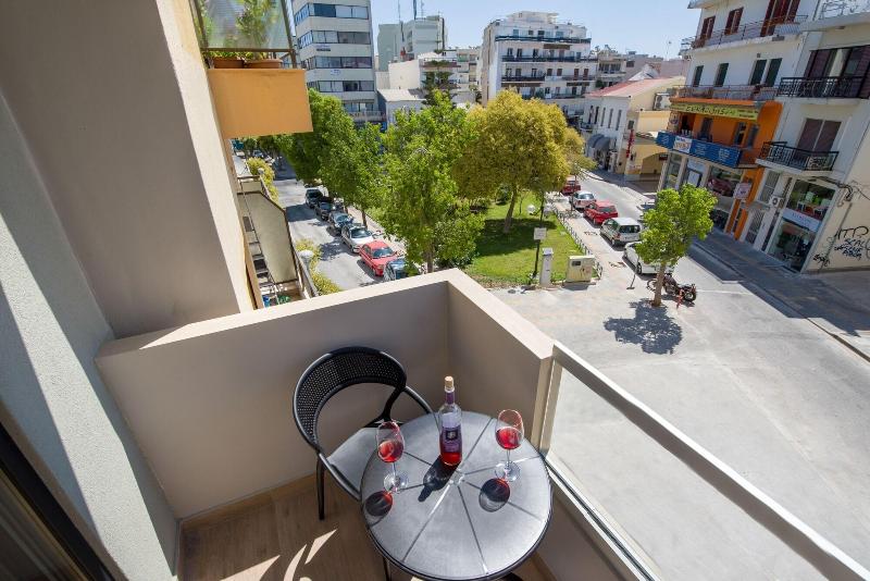 M City Hotel image