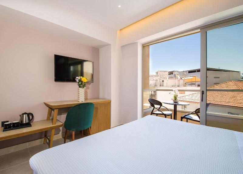 M City Hotel image