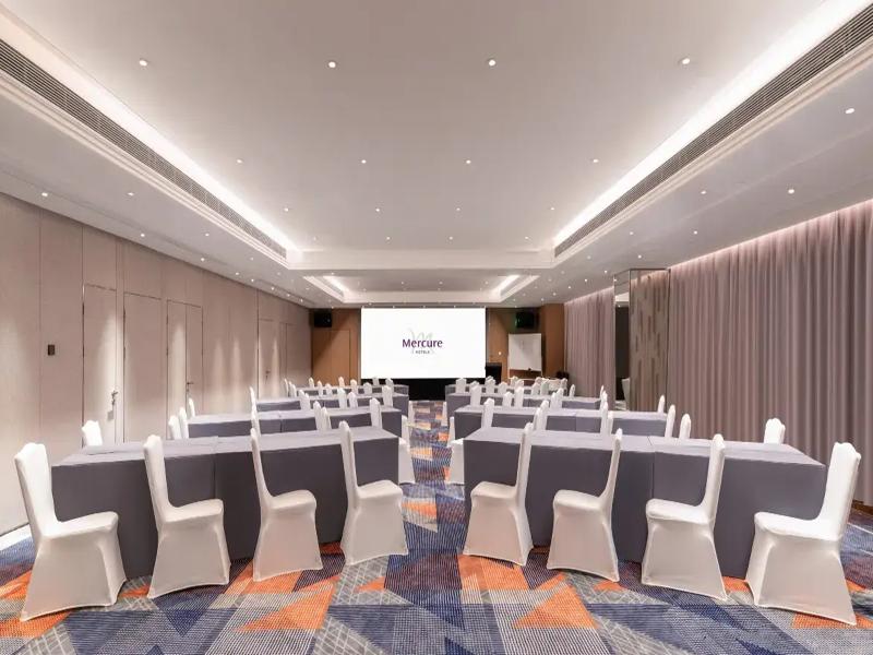 Mercure Guangzhou Tianhe Sports Center image