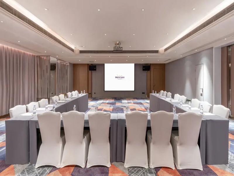 Mercure Guangzhou Tianhe Sports Center image