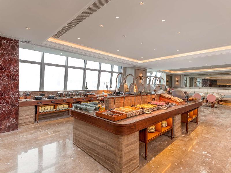 Mercure Guangzhou Tianhe Sports Center image