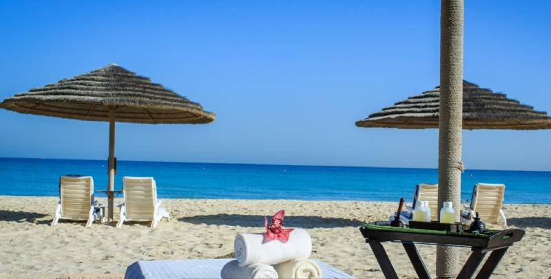 Danat Jebel Dhanna Resort image