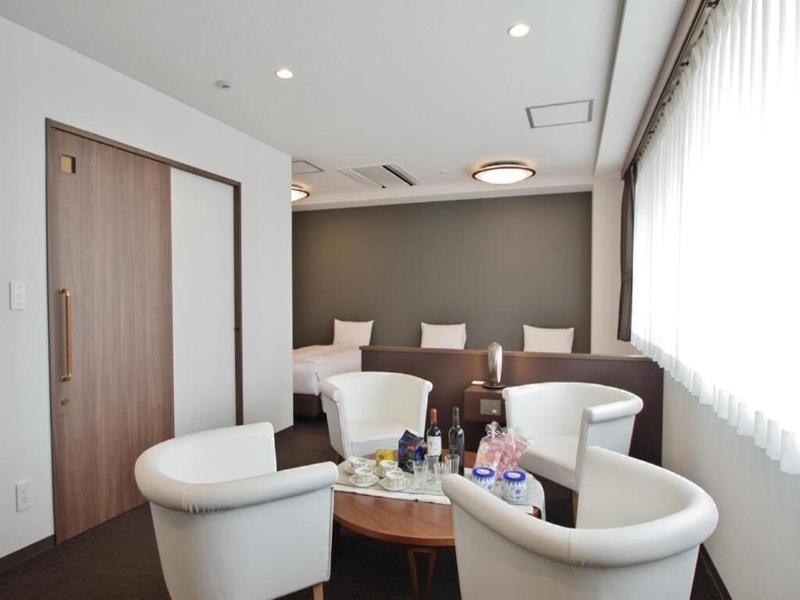 Bande Hotel Osaka image