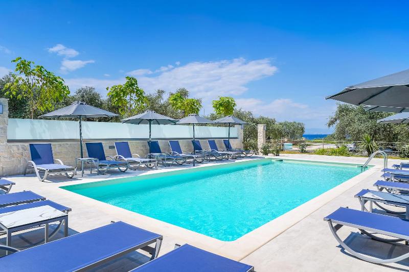 Iliomagic Luxury Suites Thassos image