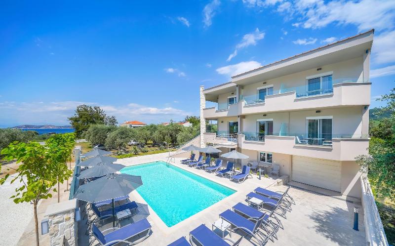 Iliomagic Luxury Suites Thassos image