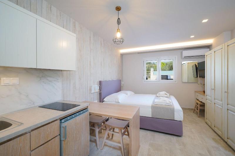 Iliomagic Luxury Suites Thassos image