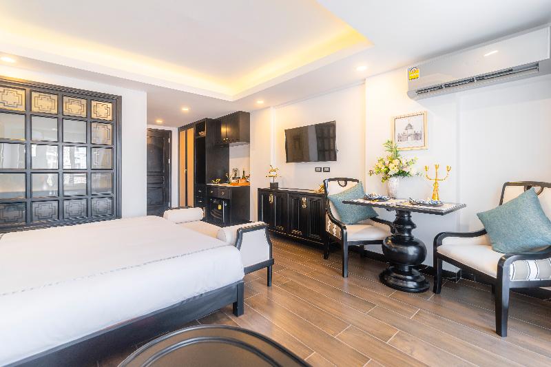 Glory Boutique Suites image