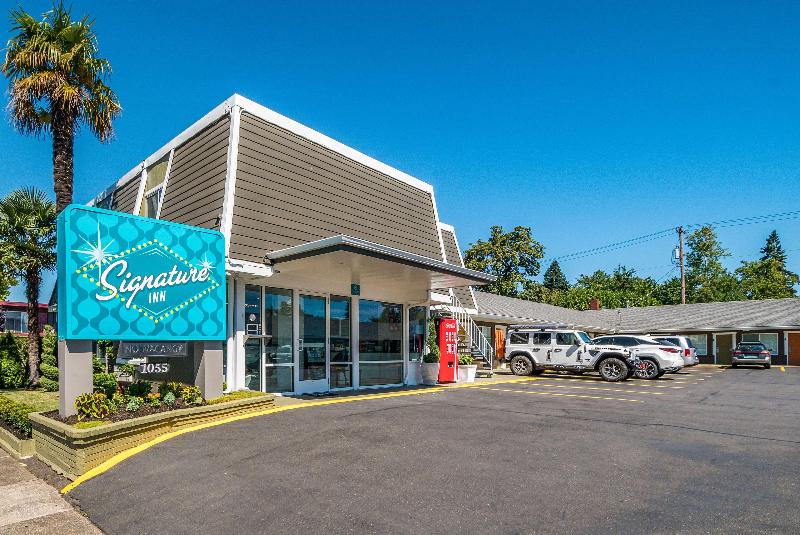 Signature Inn Eugene image