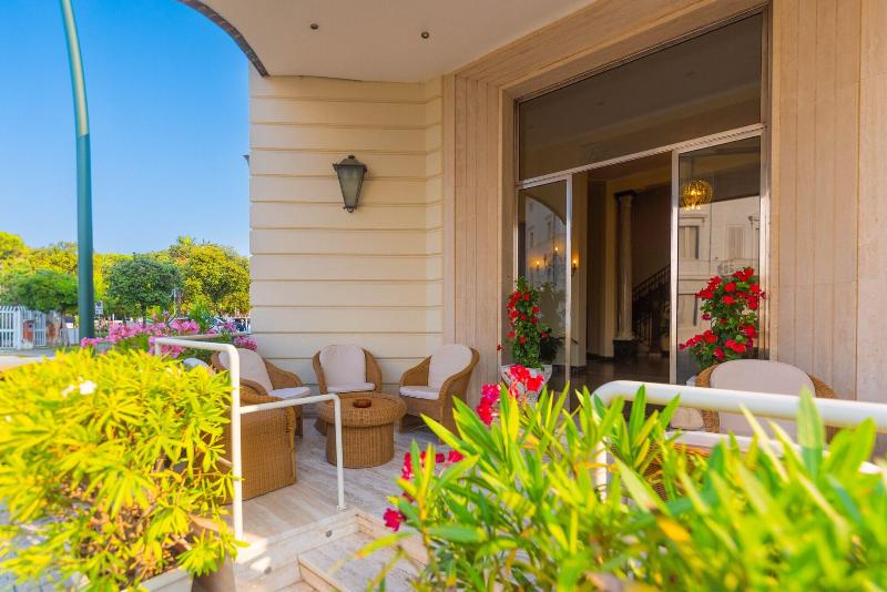 Hotel Belvedere image