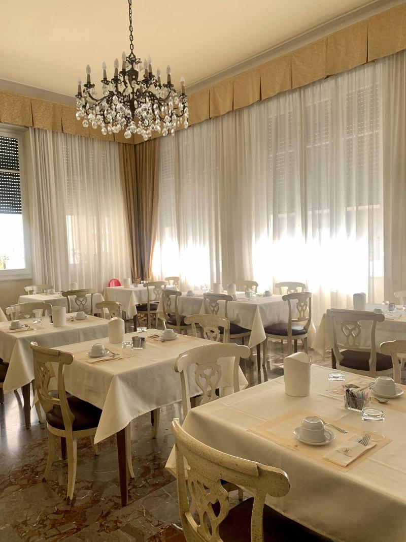 Hotel Belvedere image