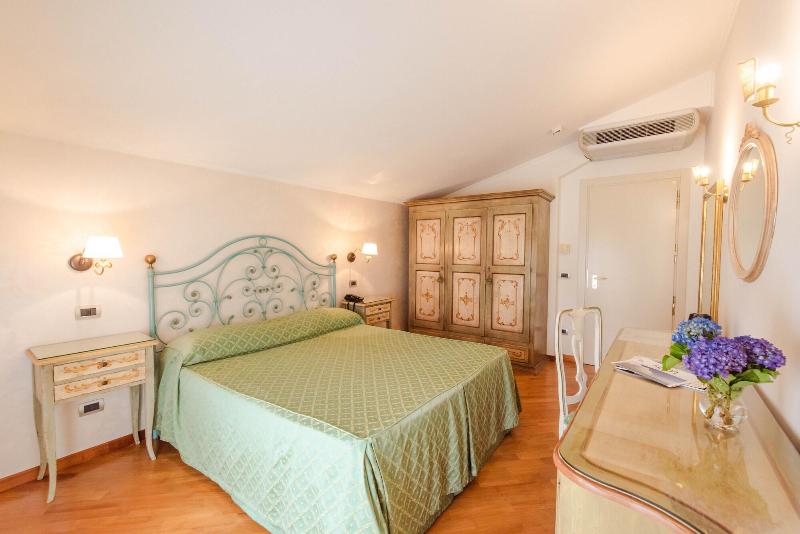 Hotel Belvedere image