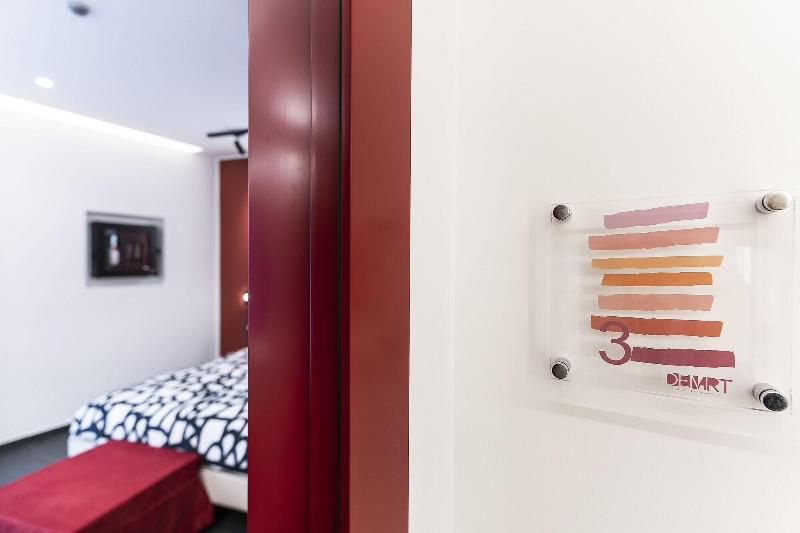 Demart Suites image