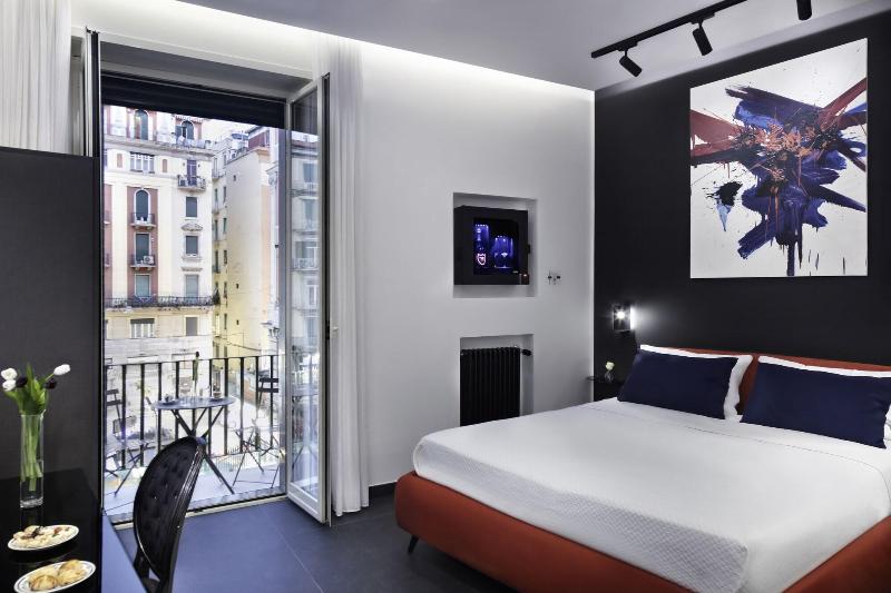 Demart Suites image