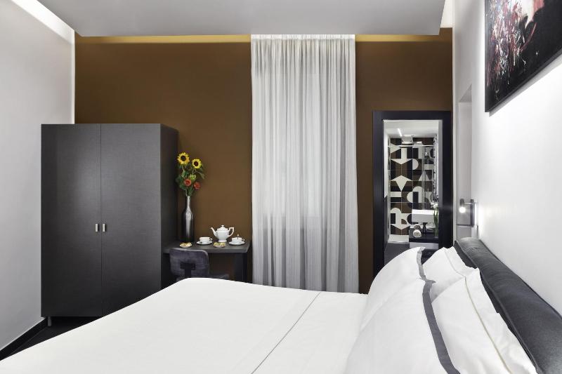 Demart Suites image