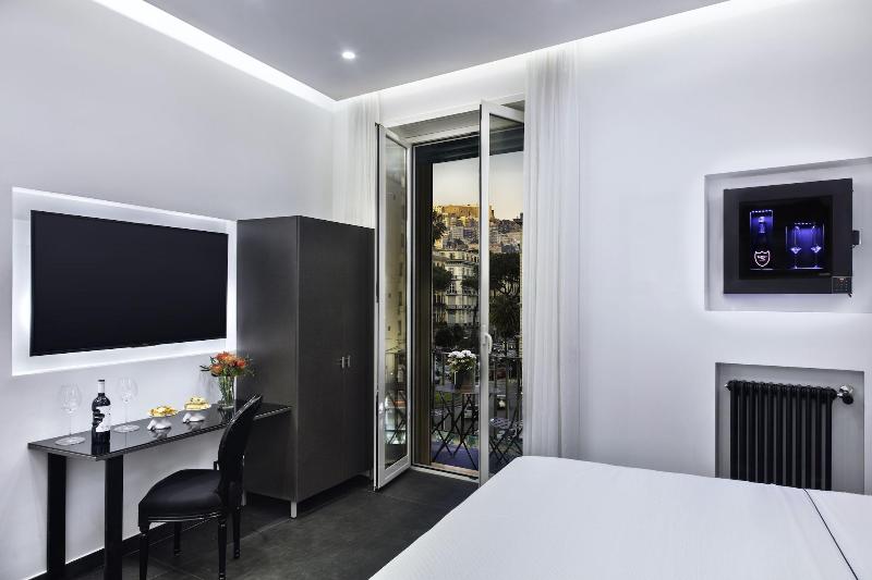 Demart Suites image