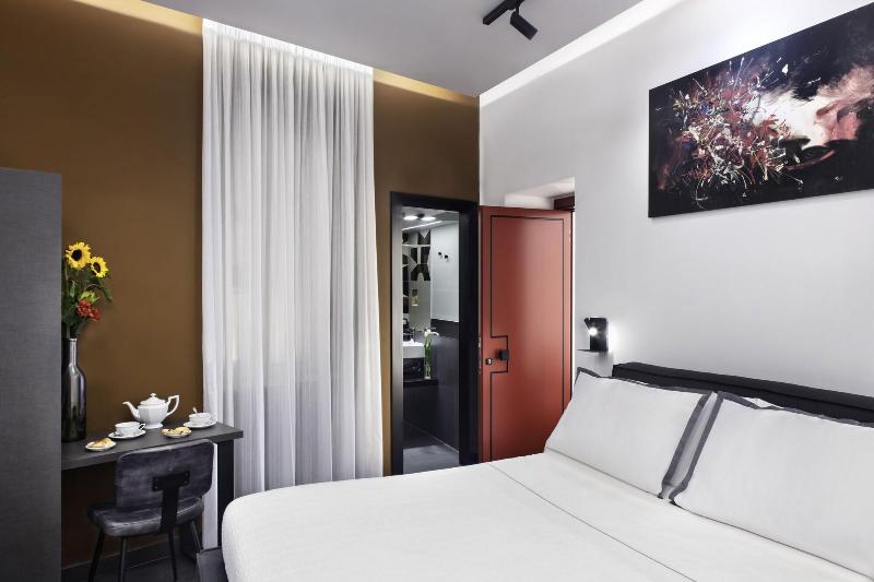 Demart Suites image