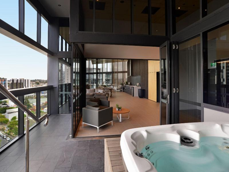 Brisbane One Apartments By Cllix image