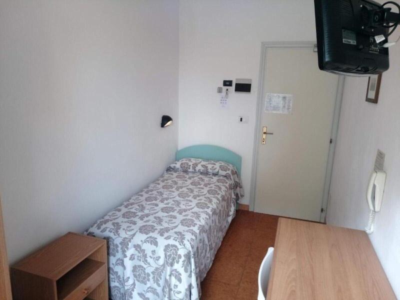 Hotel Alga image
