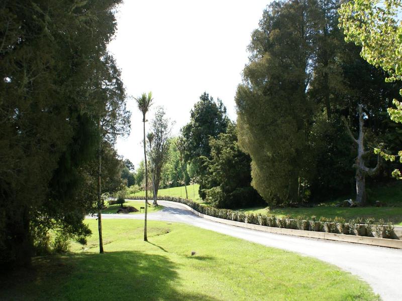 Woodhouse Mountain Lodge image