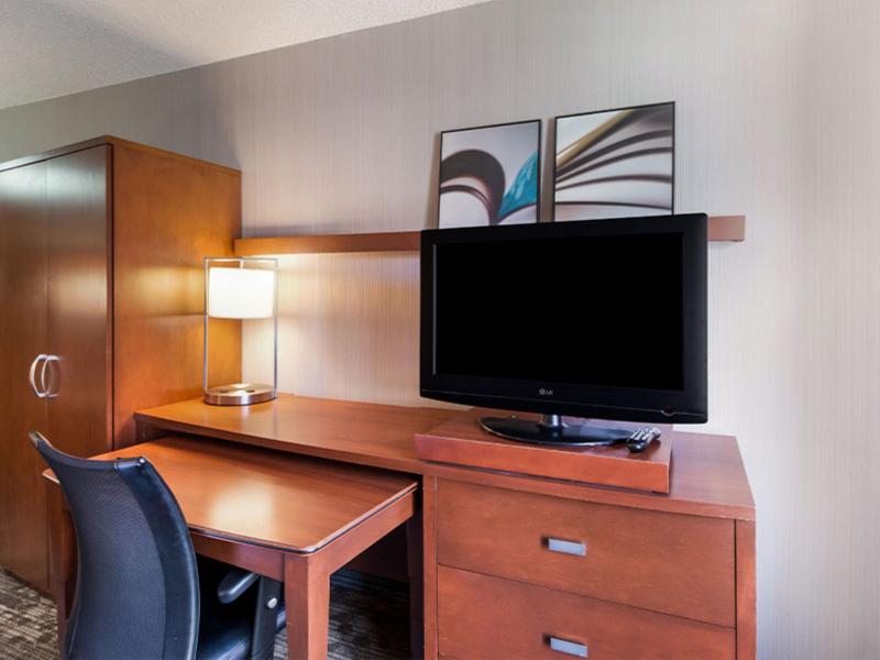 Sonesta Select Huntington Beach Fountain Valley image