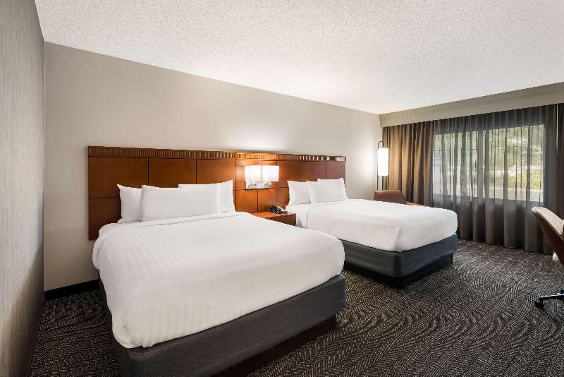 Sonesta Select San Jose Airport image